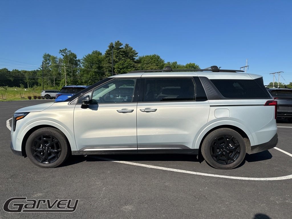 New 2025 Kia Carnival SX Prestige Van Passenger Van