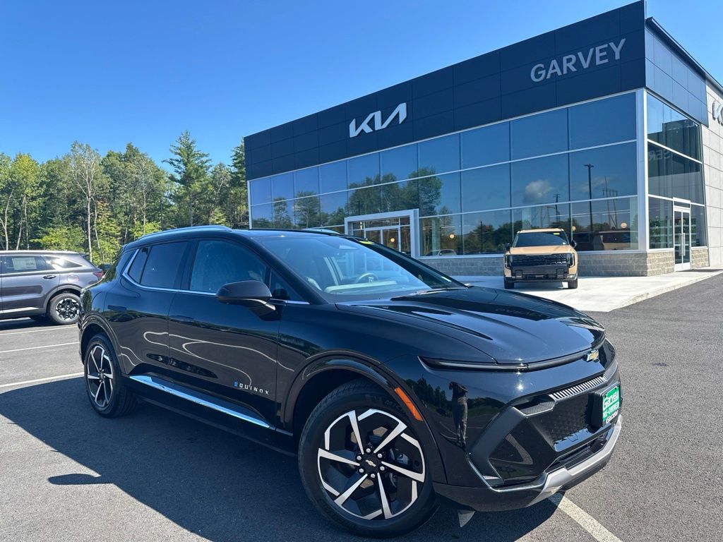 Used 2024 Chevrolet Equinox EV LT with VIN 3GN7DLRR5RS295440 for sale in Queensbury, NY