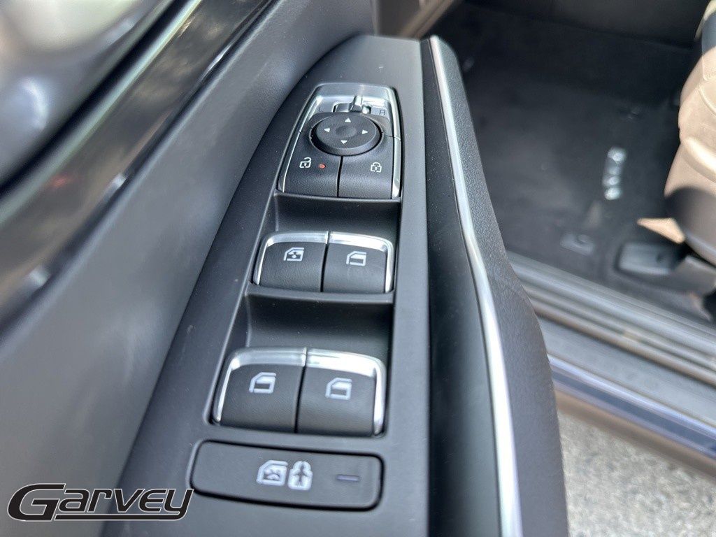2025 Kia Sorento S - Photo 16