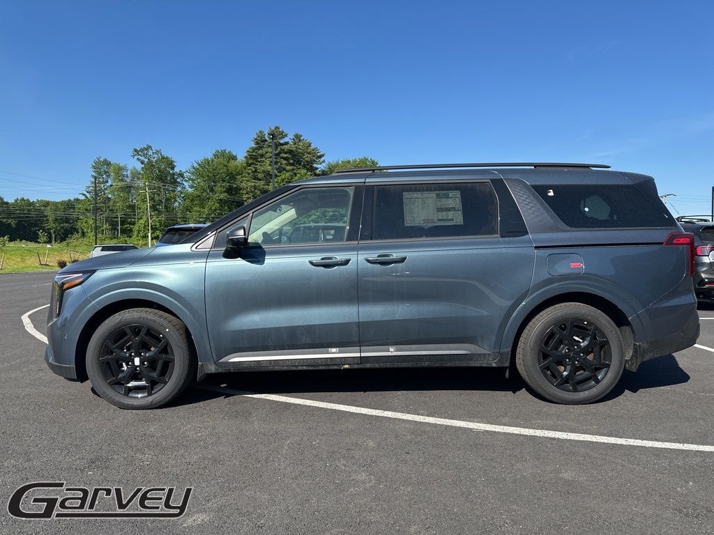 New 2026 Kia Carnival Hybrid SX Van Passenger Van