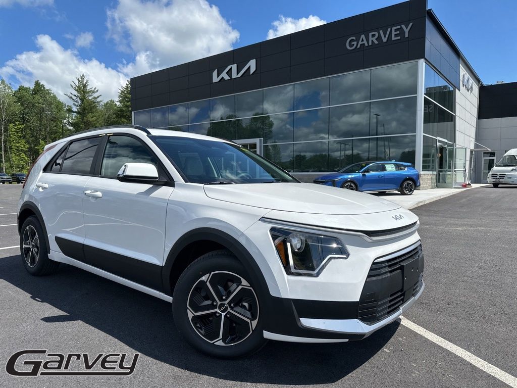 2026 Kia Niro EX HEV's photo