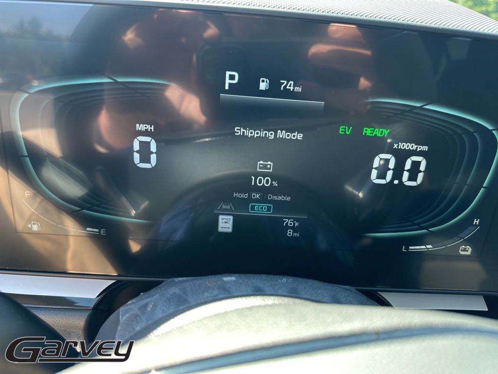 2025 Kia Niro EX - Photo 16
