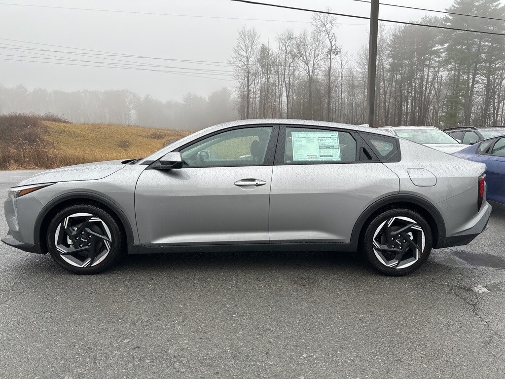 2025 Kia K4 EX photo 4