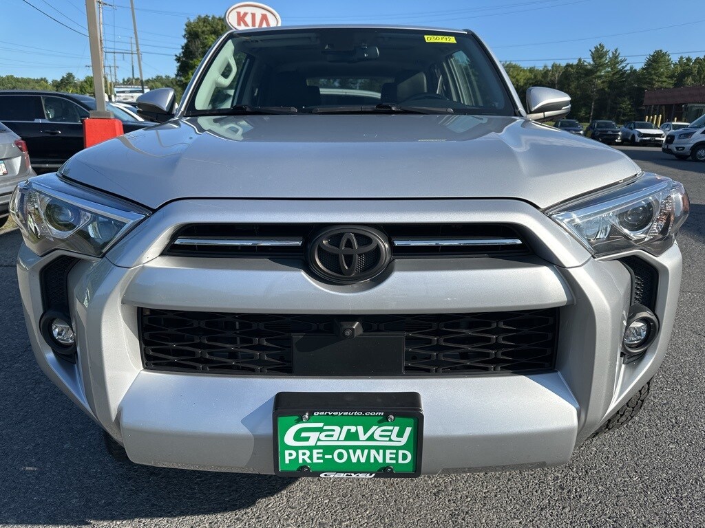 2022 Toyota 4Runner SR5 Premium photo 2