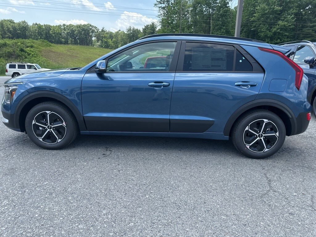 2025 Kia Niro EX photo 4