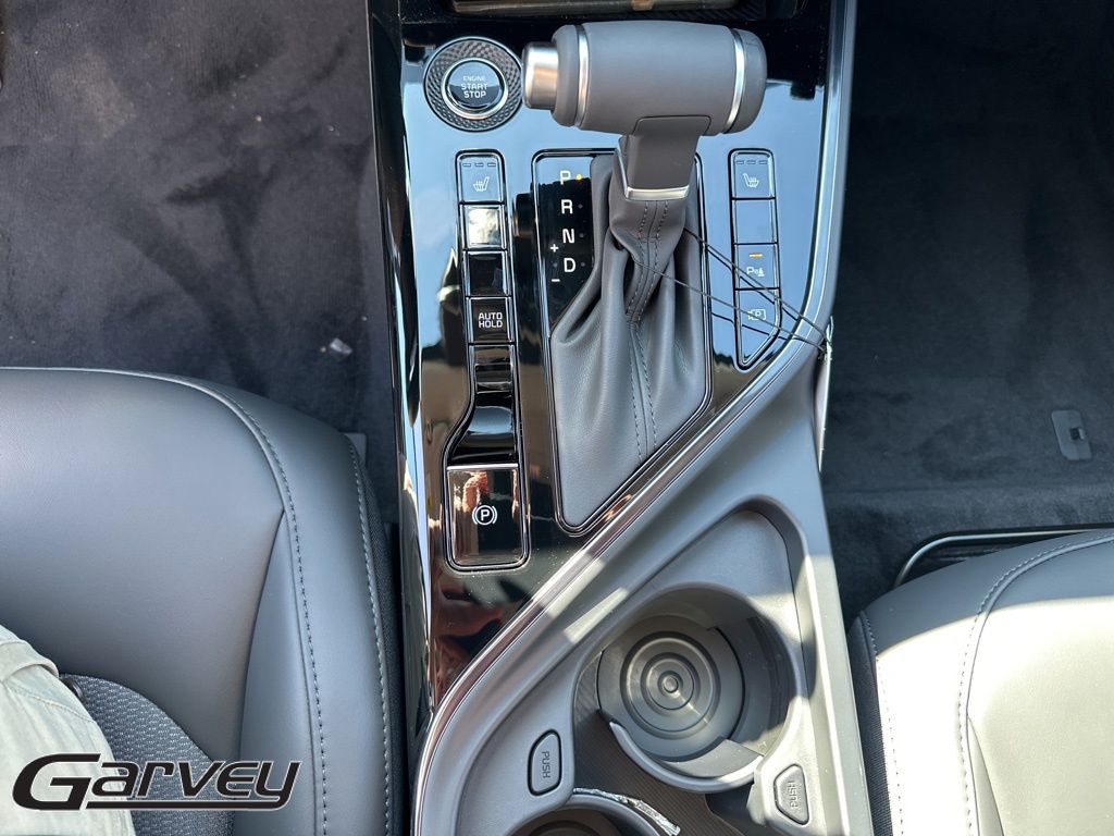 2025 Kia Niro EX - Photo 15