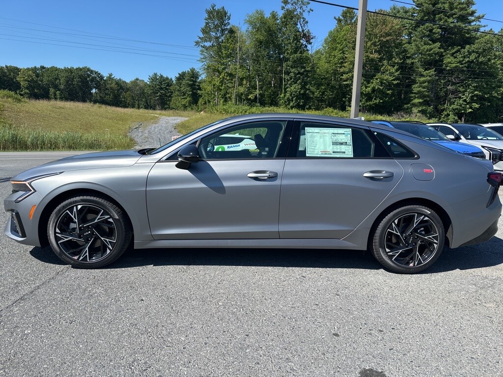 2026 Kia K5 GT-Line photo 4