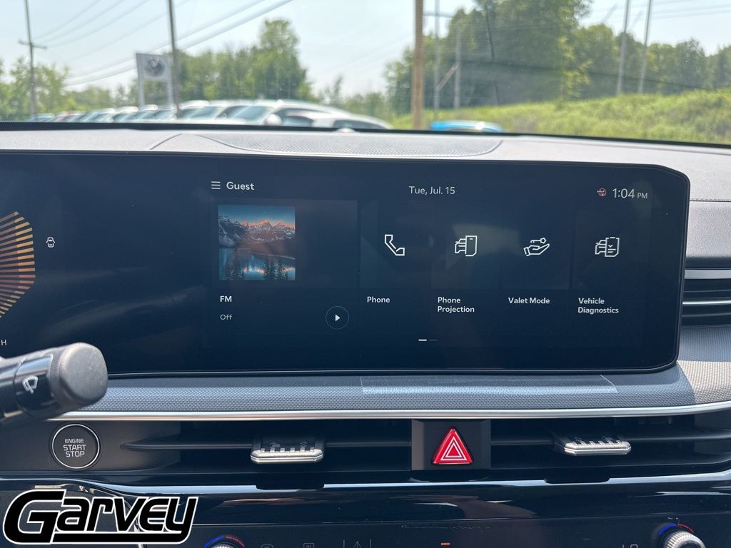 2025 Kia K5 LXS - Photo 16