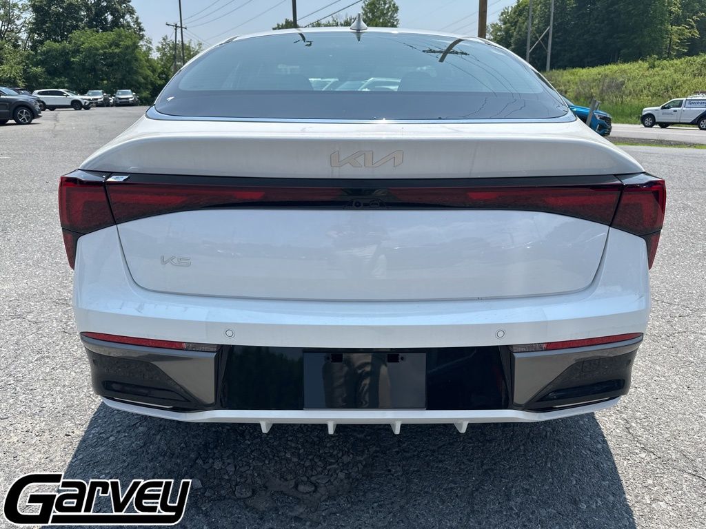 2025 Kia K5 LXS - Photo 7