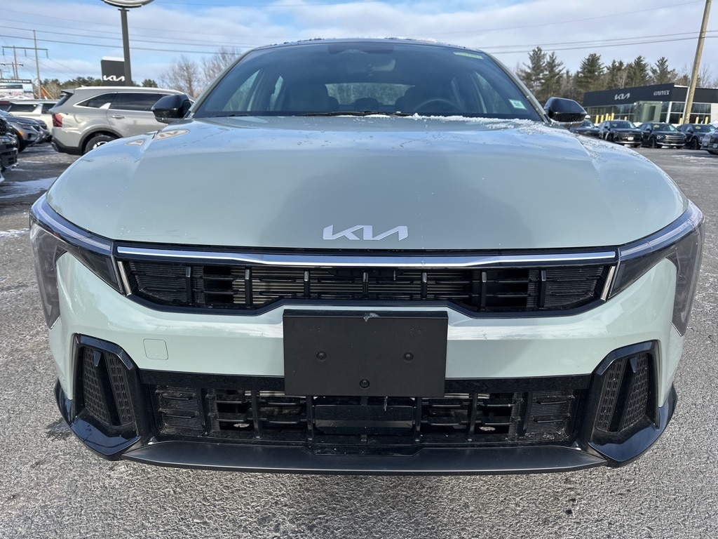 New 2025 Kia K4 GT-Line Sedan