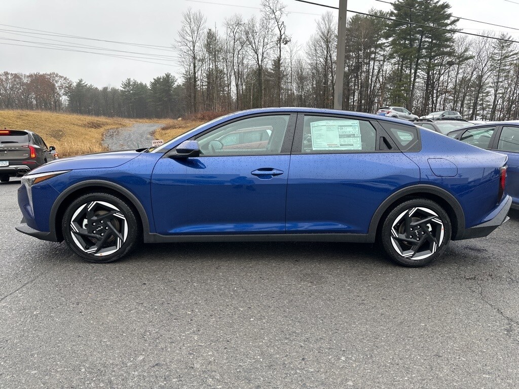 New 2025 Kia K4 EX Sedan