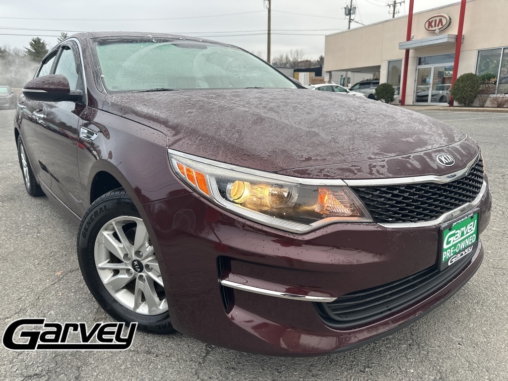 2016 Kia Optima LX's photo