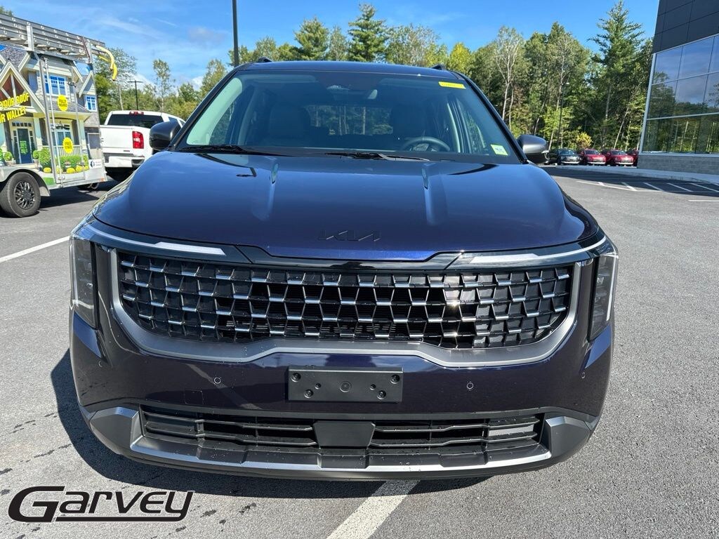 New 2027 Kia Carnival EX Van Passenger Van