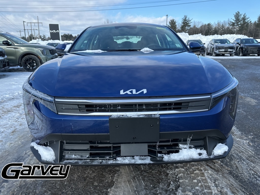 New 2025 Kia K4 LXS Sedan