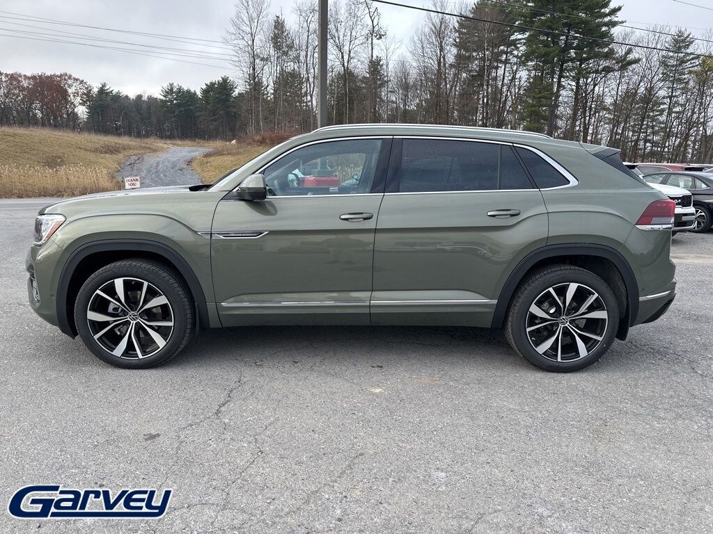New 2026 Volkswagen Atlas Cross Sport 2.0T SEL Premium R-Line SUV