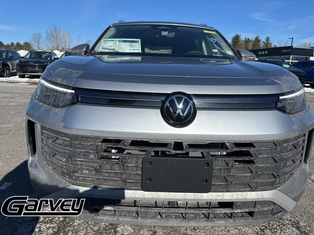 New 2026 Volkswagen Tiguan 2.0T SE SUV