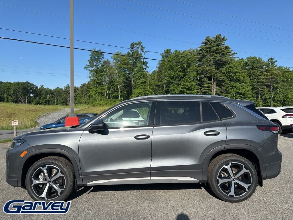 New 2026 Volkswagen Tiguan 2.0T SE SUV