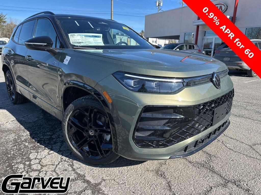 New 2026 Volkswagen Tiguan 2.0T SE R-Line Black SUV