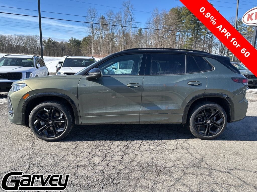 New 2026 Volkswagen Tiguan 2.0T SE R-Line Black SUV