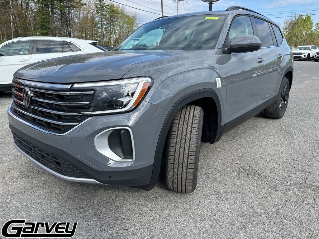 New 2026 Volkswagen Atlas 2.0T SE w/Technology SUV