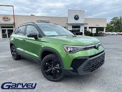 2027 Volkswagen Taos 1.5T SE Black SUV