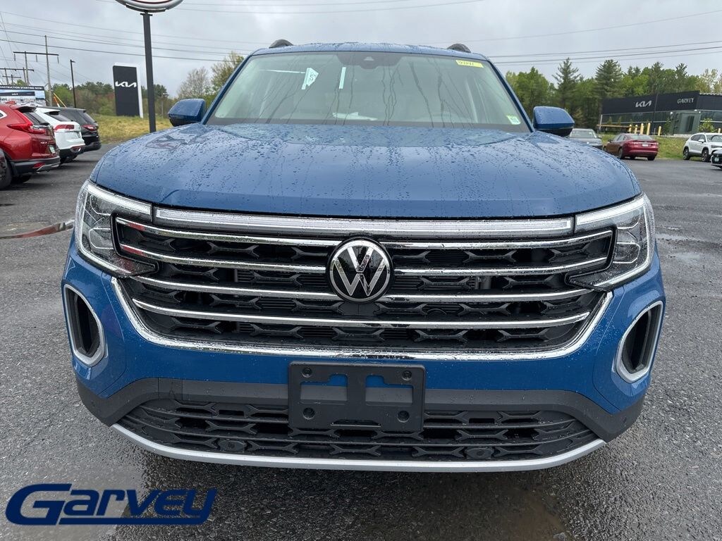 New 2026 Volkswagen Atlas SE w/Technology SUV