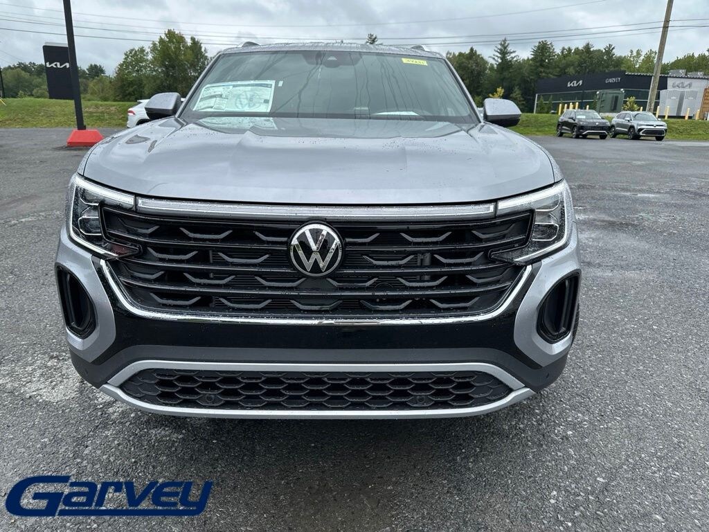 New 2026 Volkswagen Atlas Cross Sport SE w/Technology SUV