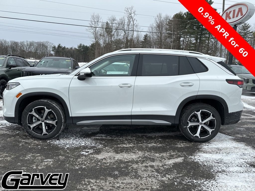 New 2026 Volkswagen Tiguan 2.0T SE SUV