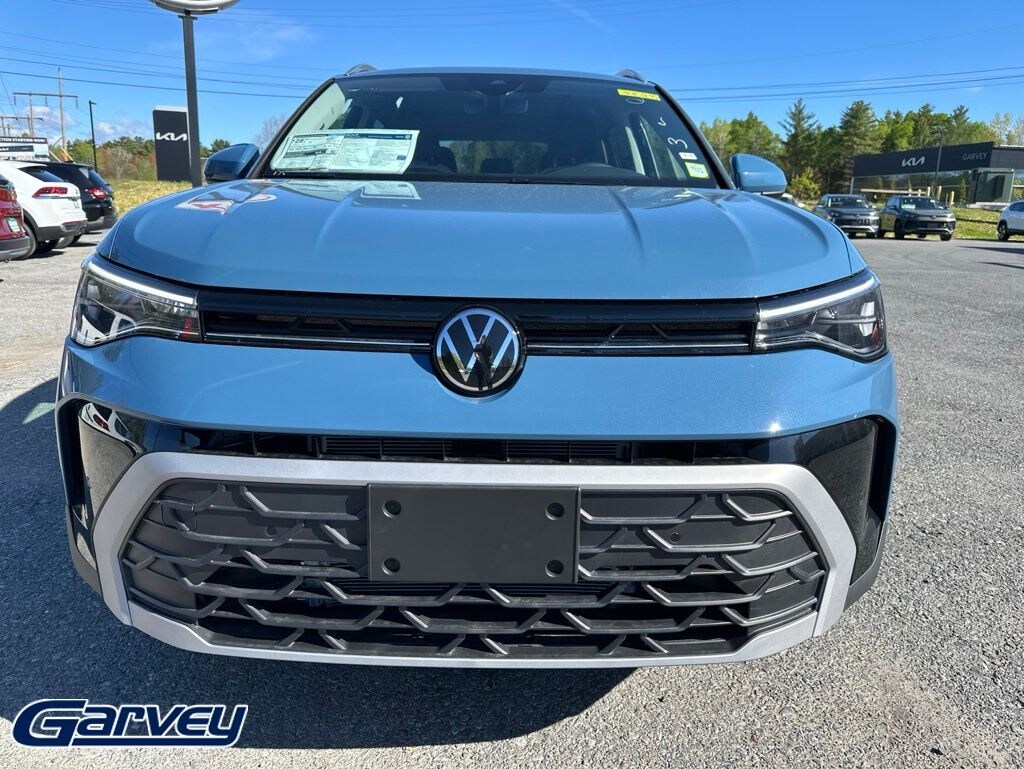 New 2026 Volkswagen Taos 1.5T SE SUV