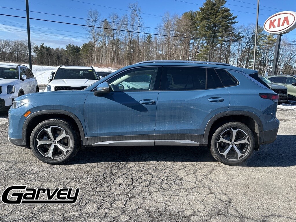 New 2026 Volkswagen Tiguan 2.0T SE SUV