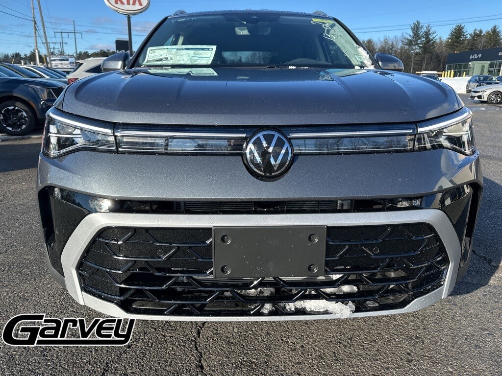 New 2026 Volkswagen Taos 1.5T SEL SUV