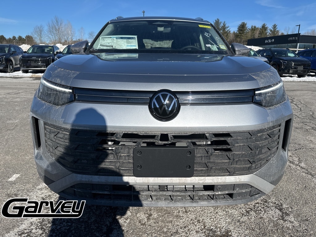 New 2026 Volkswagen Tiguan 2.0T SE SUV