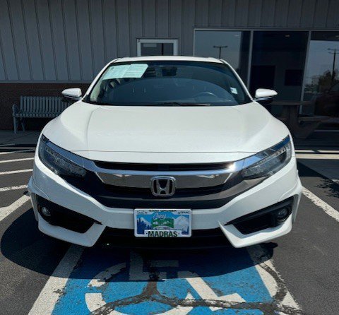 Used 2018 Honda Civic Touring with VIN JHMFC1F99JX010532 for sale in Madras, OR