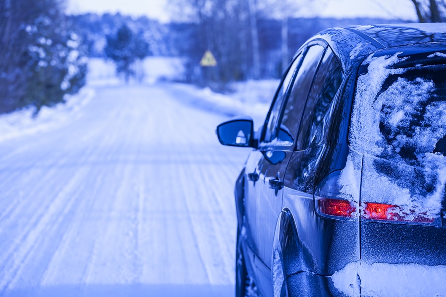 Driiving in Winter Safety Tips | McHenry, IL