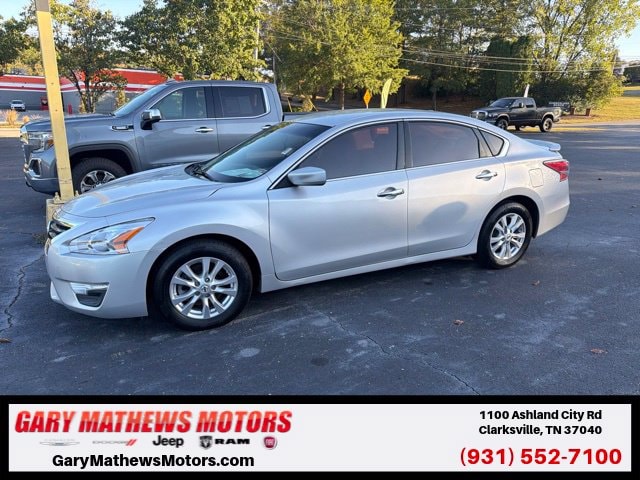 Used 2014 Nissan Altima S with VIN 1N4AL3AP0EC409801 for sale in Clarksville, TN