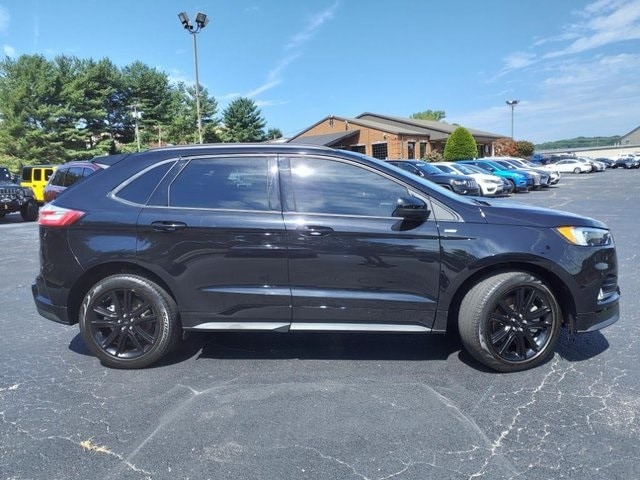 Used 2022 Ford Edge ST-Line with VIN 2FMPK4J91NBA18117 for sale in Clarksville, TN