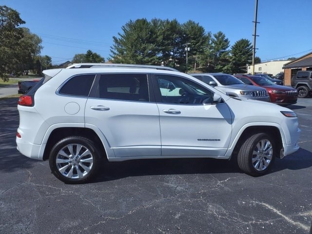 Used 2016 Jeep Cherokee Overland with VIN 1C4PJMJS9GW314627 for sale in Clarksville, TN