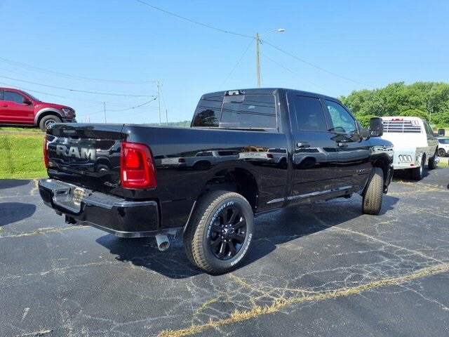 2025 Ram 2500 Big Horn photo 3