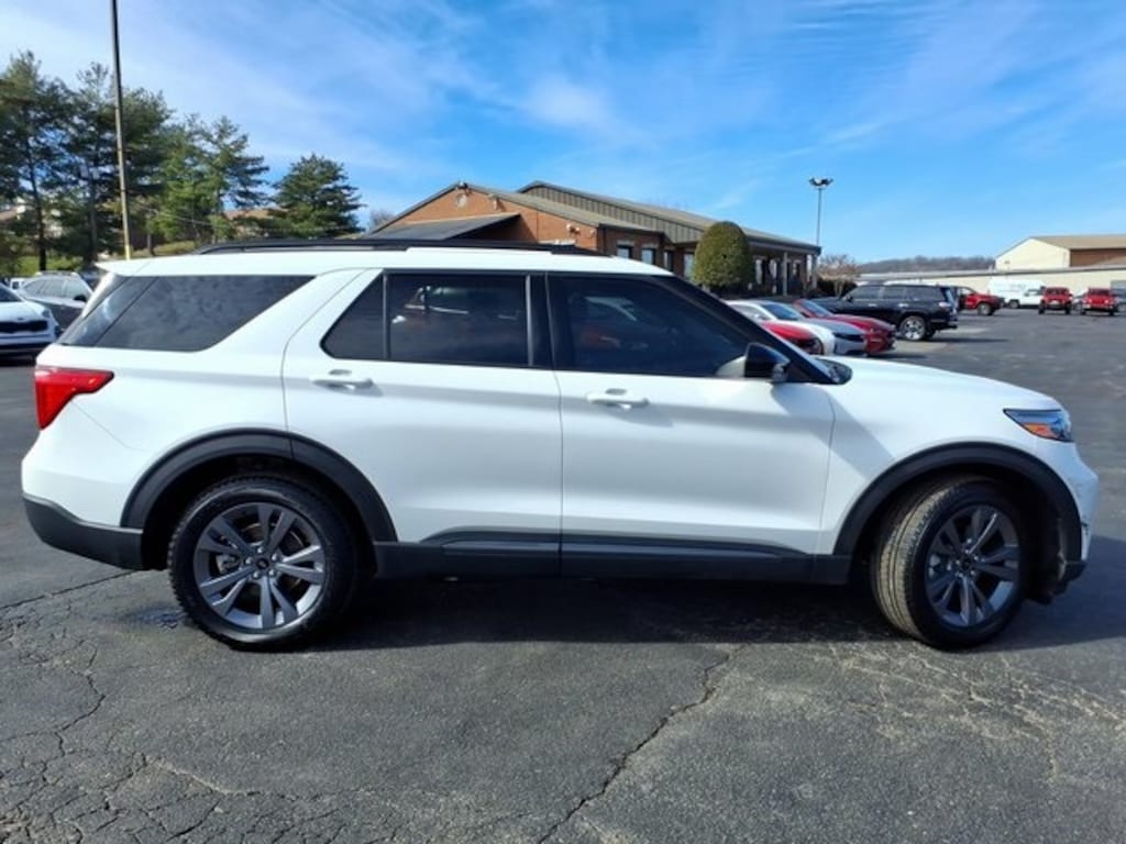 Used 2022 Ford Explorer XLT SUV