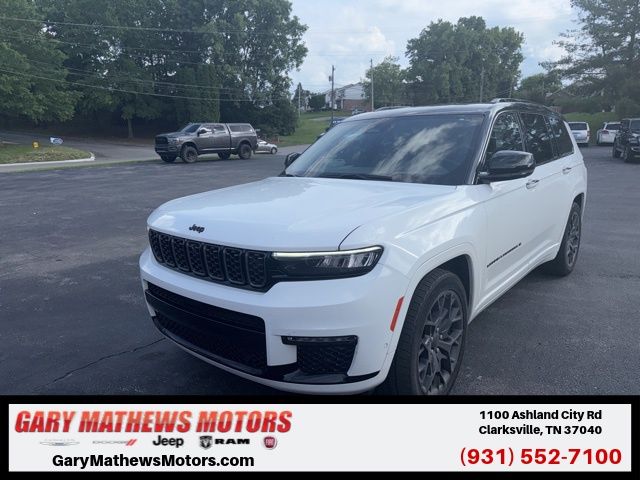 2023 Jeep Grand Cherokee L Summit 4x4's photo