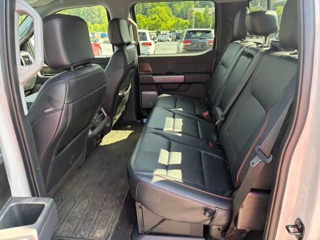 2025 Ford F-250 Super Duty Lariat - Photo 13