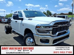 2026 Ram 3500 TRADESMAN CREW CAB CHASSIS 4X4 60' CA Pickup