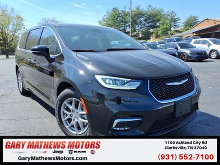 2025 Chrysler Pacifica Select Minivan/Van