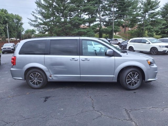 Used 2018 Dodge Grand Caravan SE Plus with VIN 2C4RDGBG5JR243583 for sale in Clarksville, TN