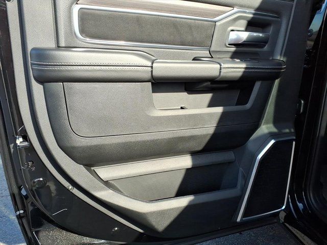 2026 RAM 2500 Laramie - Photo 11