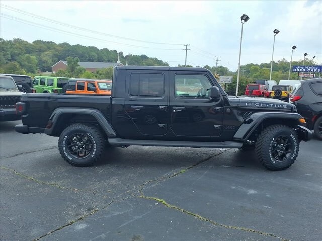 2025 Jeep Gladiator Sport photo 2