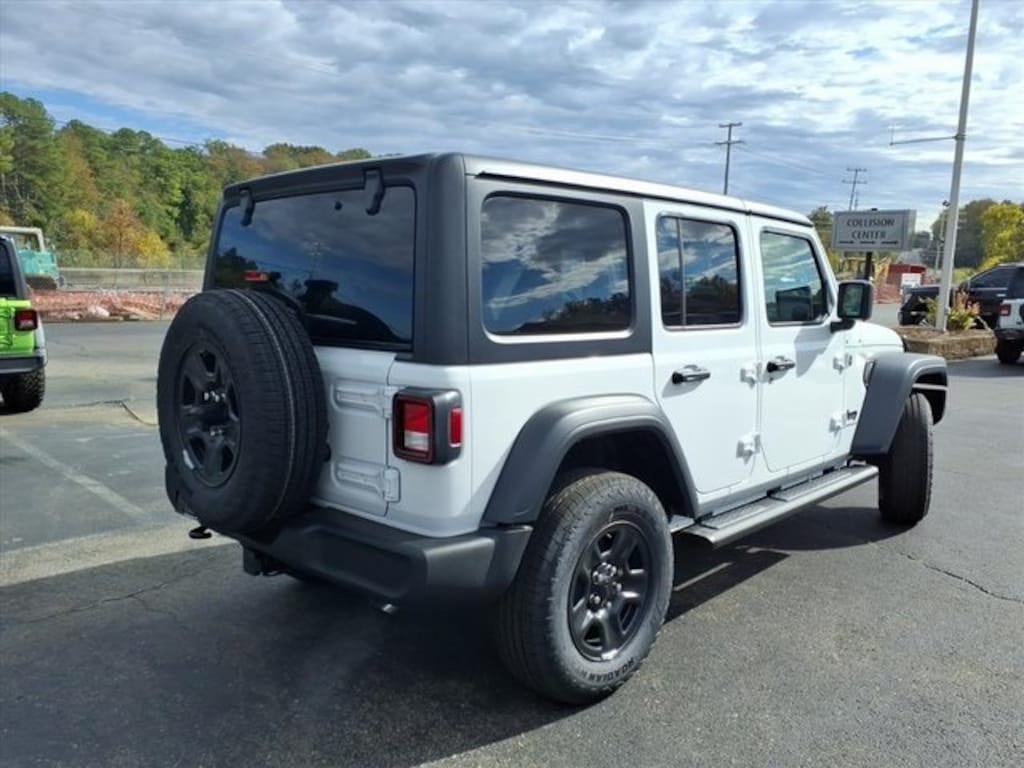 New 2026 Jeep Wrangler 4-DOOR SPORT Sport Utility