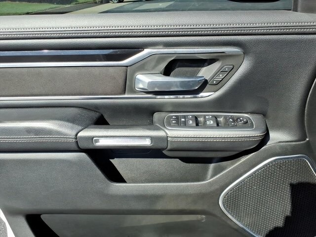 2021 Ram 1500 Laramie photo 3