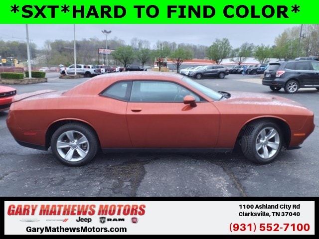 Used 2022 Dodge Challenger SXT with VIN 2C3CDZAG1NH263395 for sale in Clarksville, TN