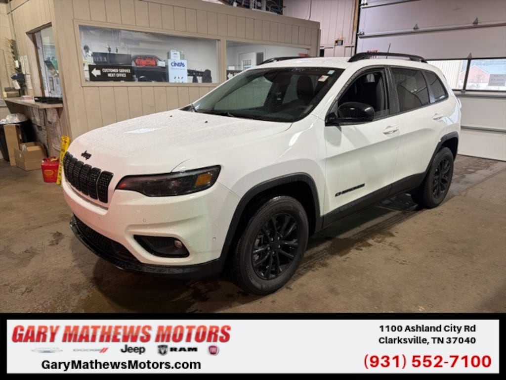 Used 2023 Jeep Cherokee Altitude SUV